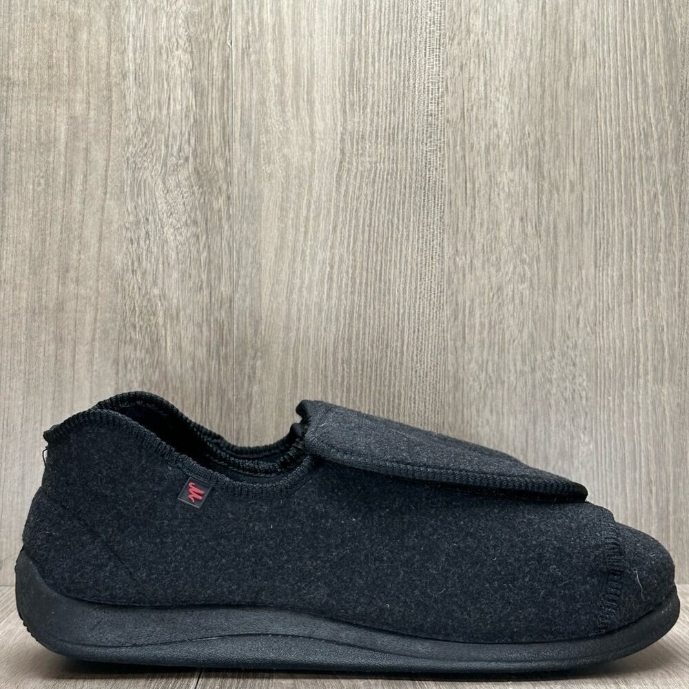 Lesvago Shoes Mens Size 10 Diabetic Slipper Adjustable Slip On Comfort Black - Picture 2 of 12